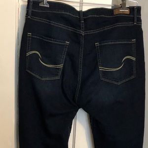 Women’s Levi Jeans